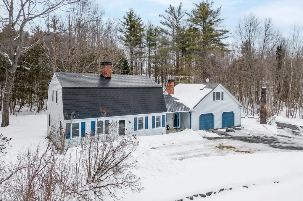 360 Vaughn Road Dover-foxcroft ME 04426