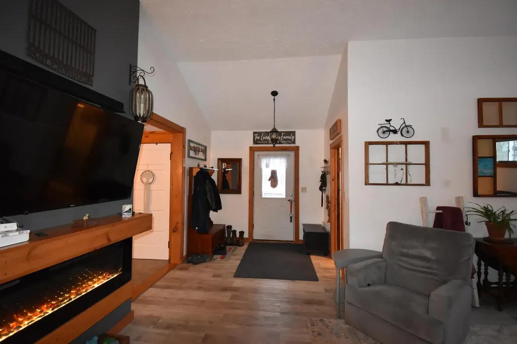 123 Etna Road Plymouth ME 04969
