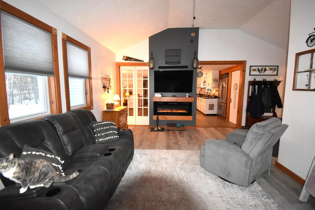 123 Etna Road Plymouth ME 04969