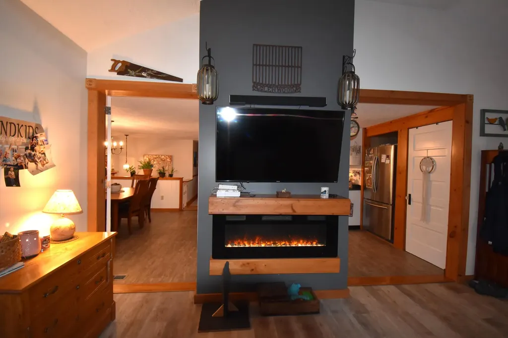 123 Etna Road Plymouth ME 04969