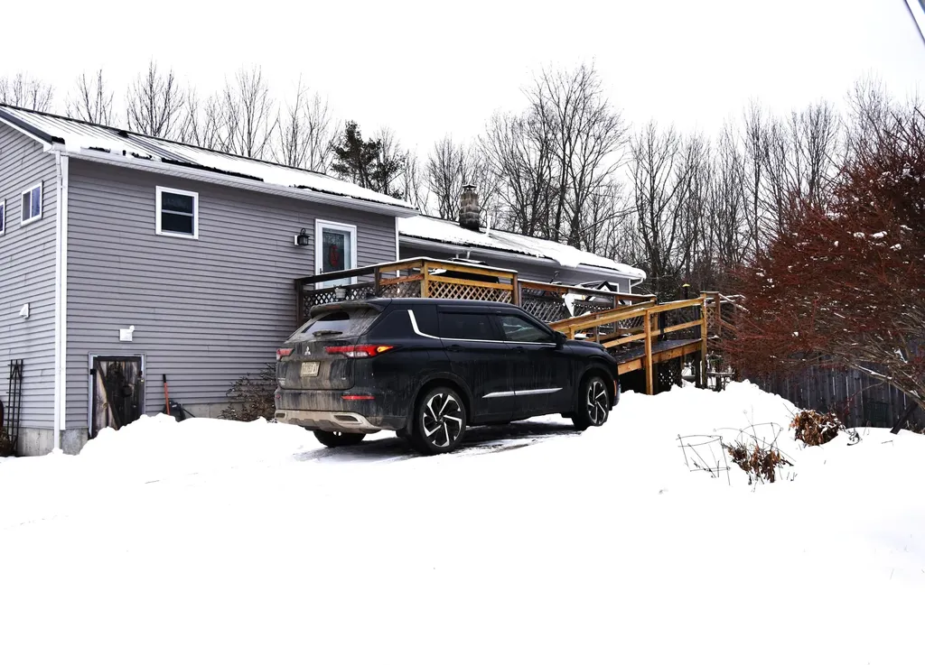 123 Etna Road Plymouth ME 04969