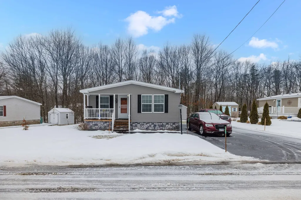 3 Commodore Drive Biddeford ME 04005