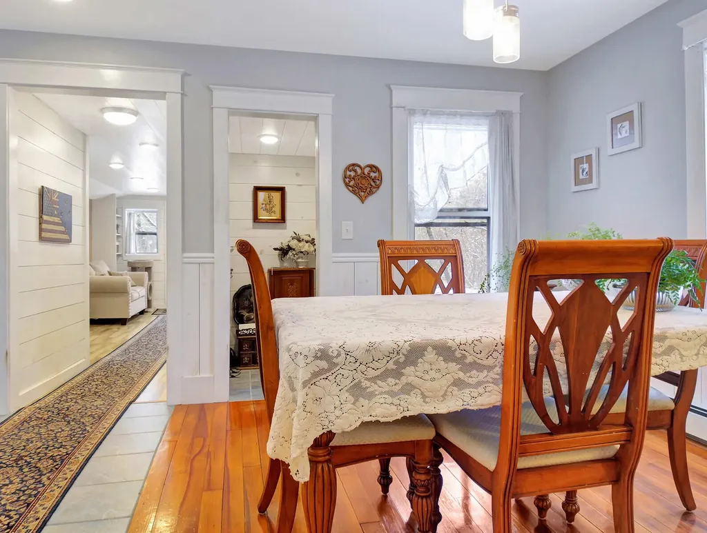727 Main Street Monmouth ME 04259