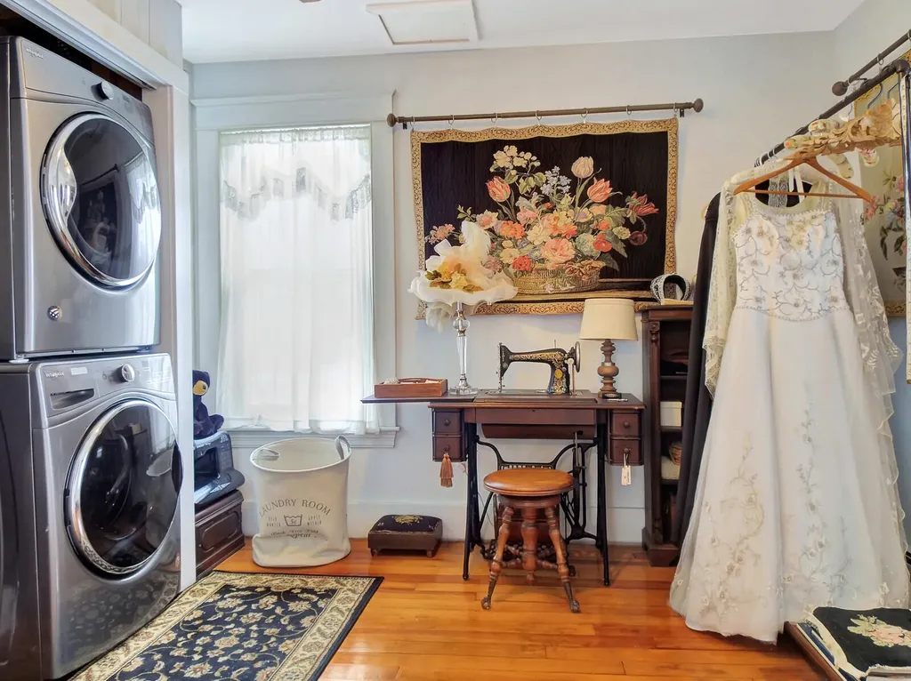 727 Main Street Monmouth ME 04259