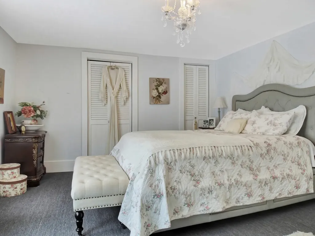 727 Main Street Monmouth ME 04259