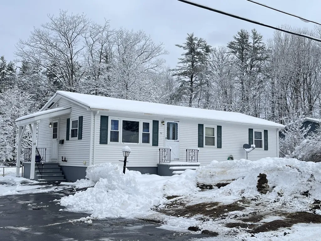 58 Olive Street Auburn ME 04210