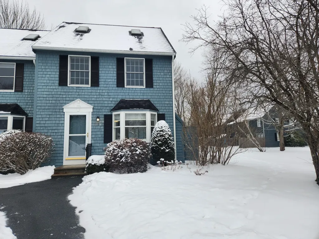 23 Orchard Hills Parkway Bangor ME 04401