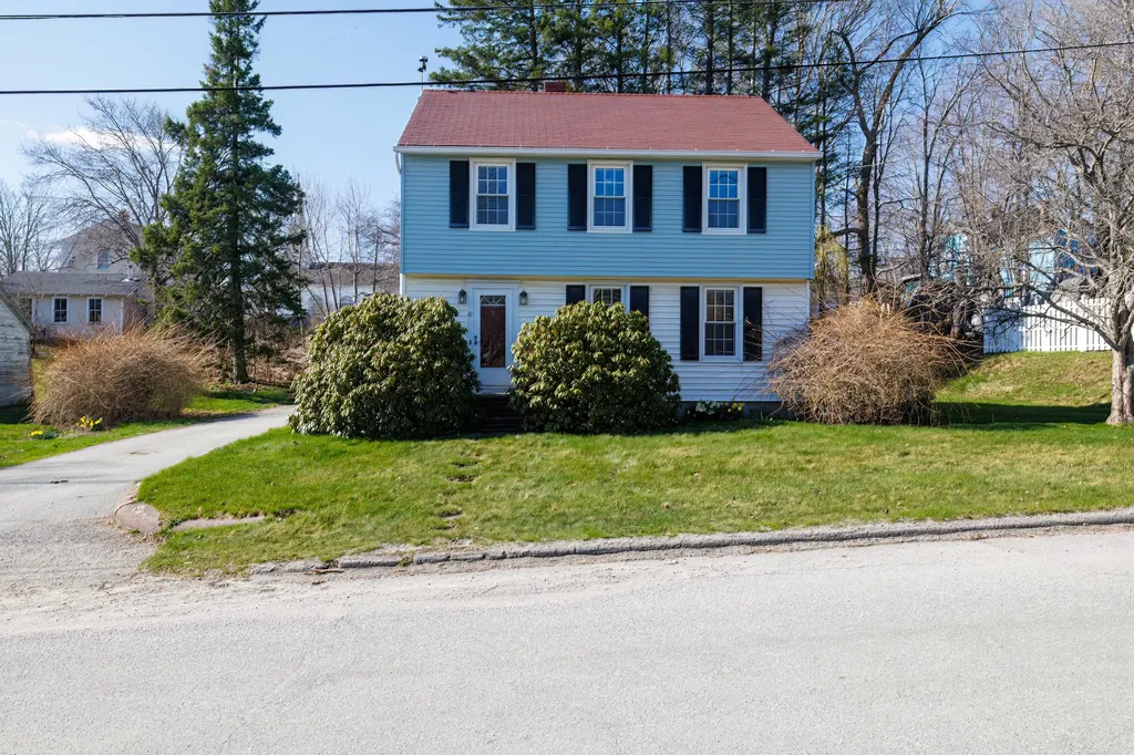 10 Elm Street Ellsworth ME 04605