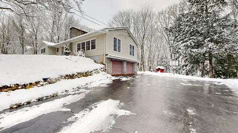 23 Maplewood Road Lewiston ME 04240