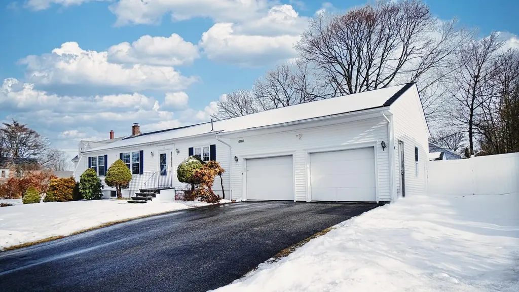 126 Mechanic Street Westbrook ME 04092