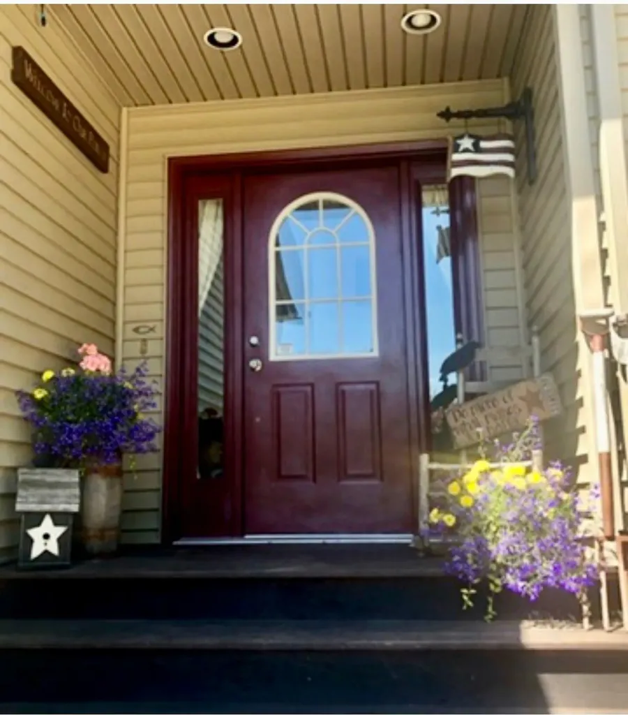 24 Woodman Lane Leeds ME 04263