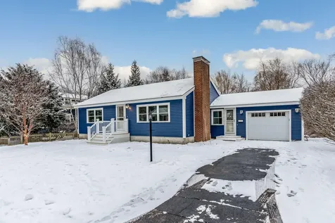 27 Mackworth Street Portland ME 04103