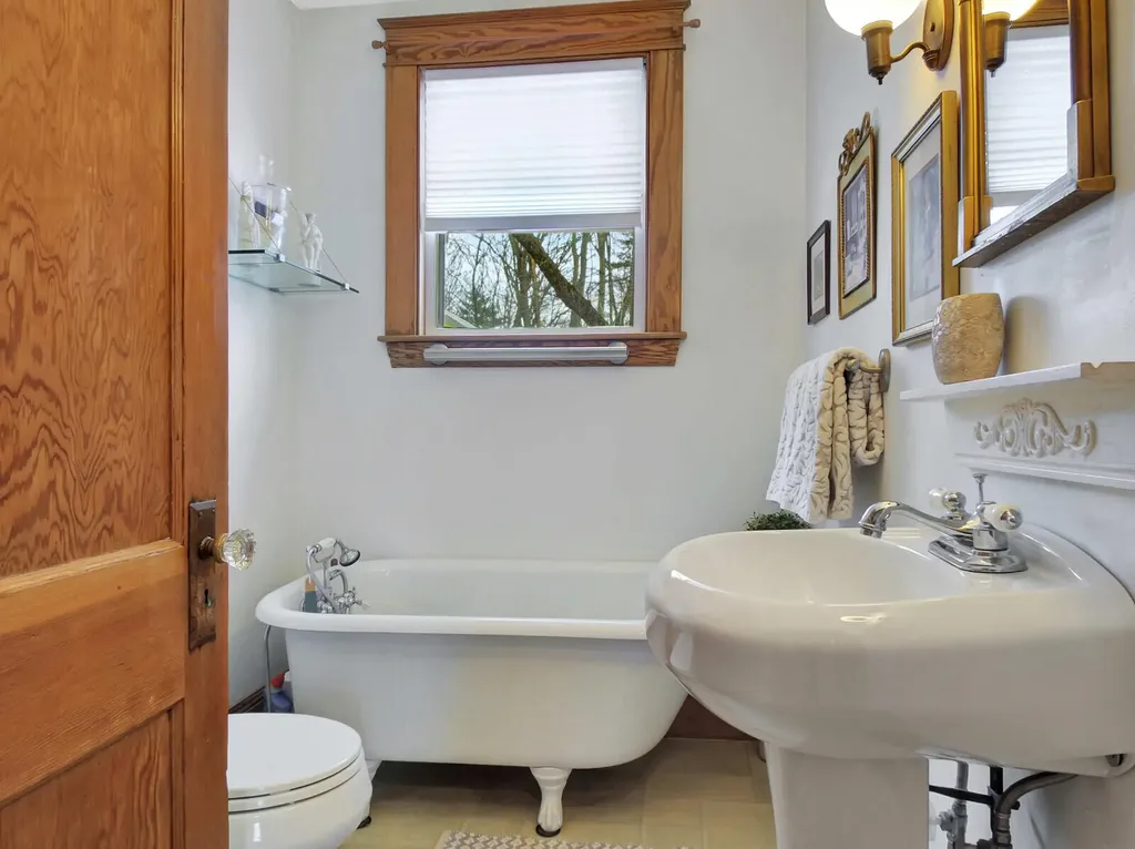 5 Pinehurst Street Augusta ME 04330