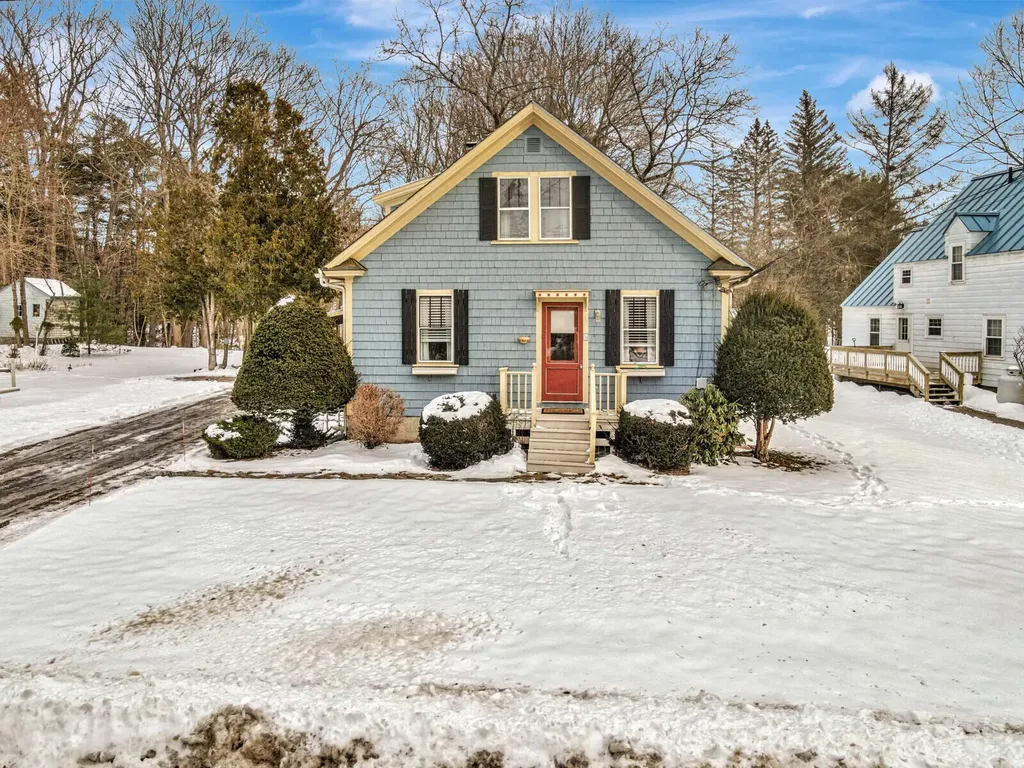 5 Pinehurst Street Augusta ME 04330