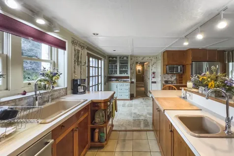 1844 Clarry Hill Road Union ME 04862
