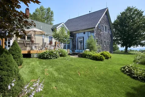 1844 Clarry Hill Road Union ME 04862