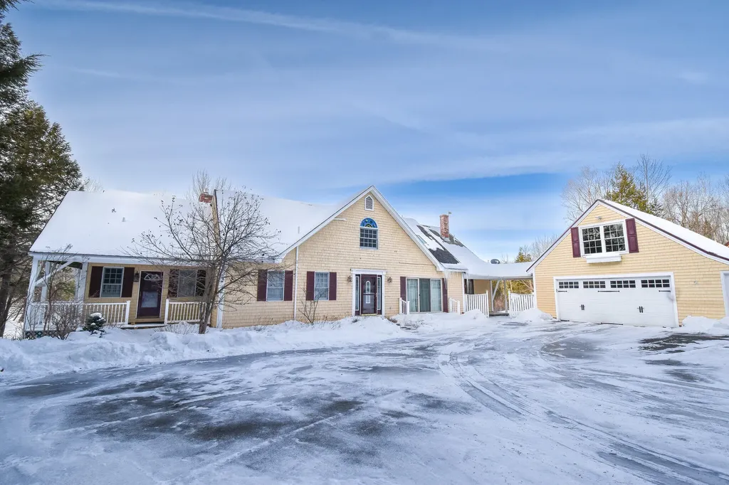 35 Sunset Ridge Road Sebec ME 04481