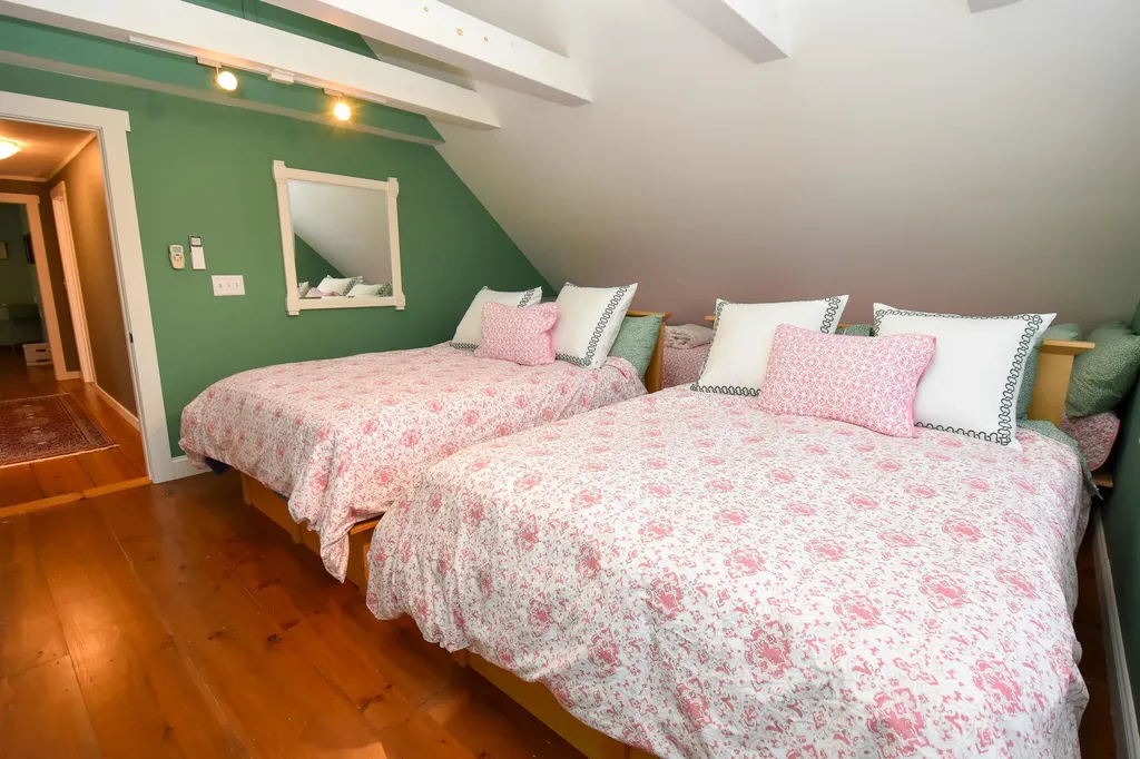 35 Sunset Ridge Road Sebec ME 04481