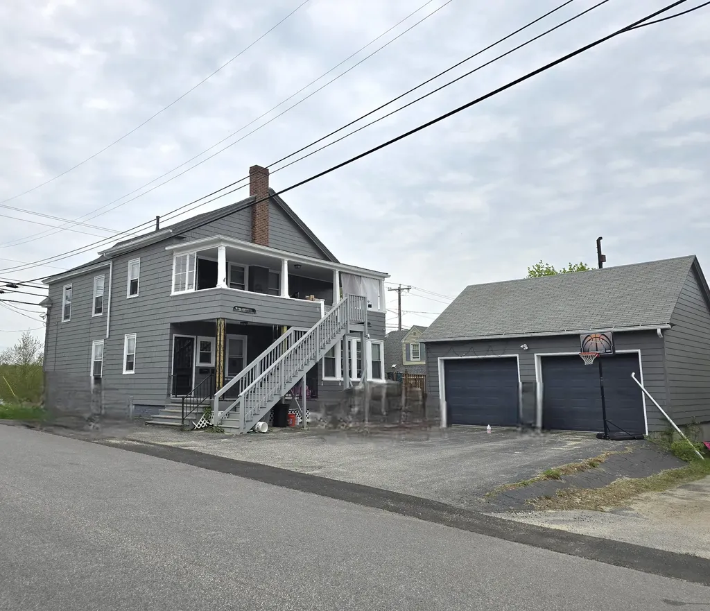 566 Sabattus Street Lewiston ME 04240