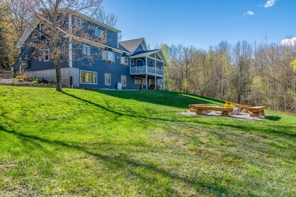 326 Paradise Road Bethel ME 04217
