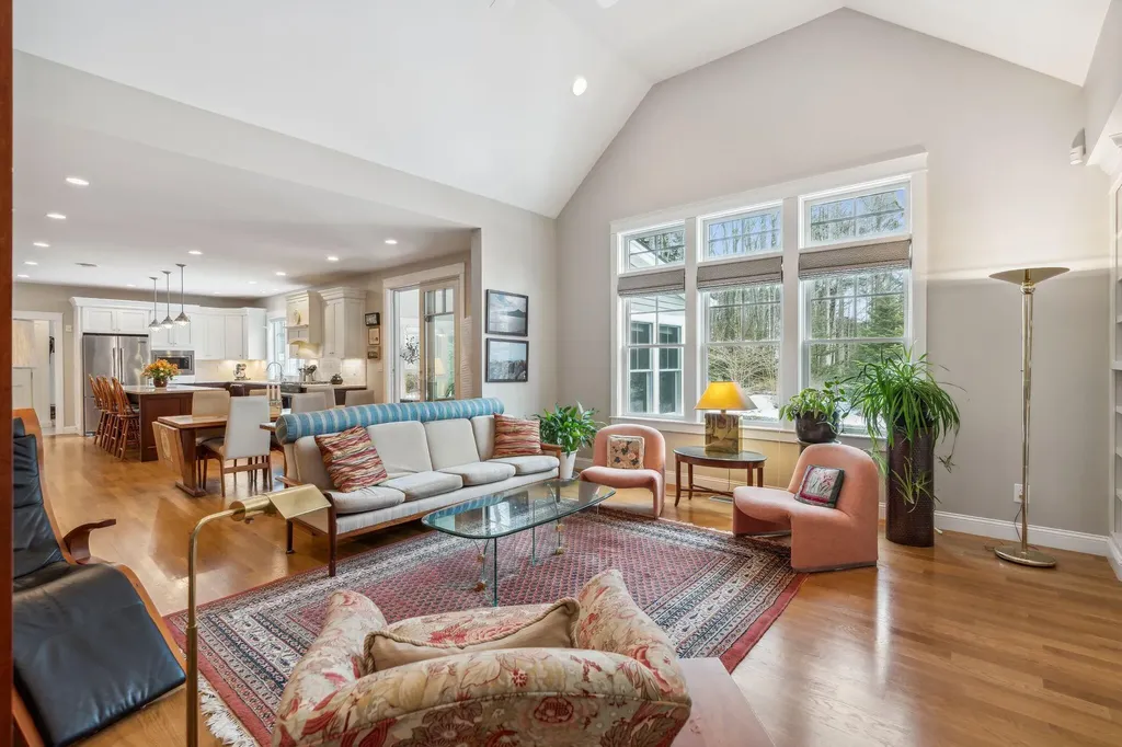 9 Cottagewood Lane Kennebunk ME 04043