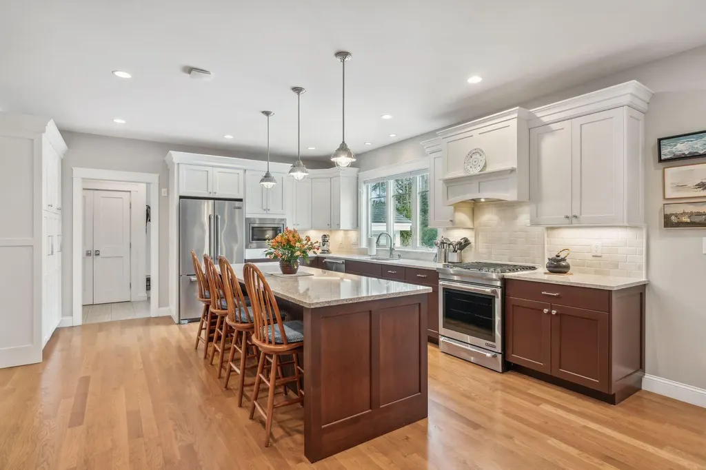 9 Cottagewood Lane Kennebunk ME 04043