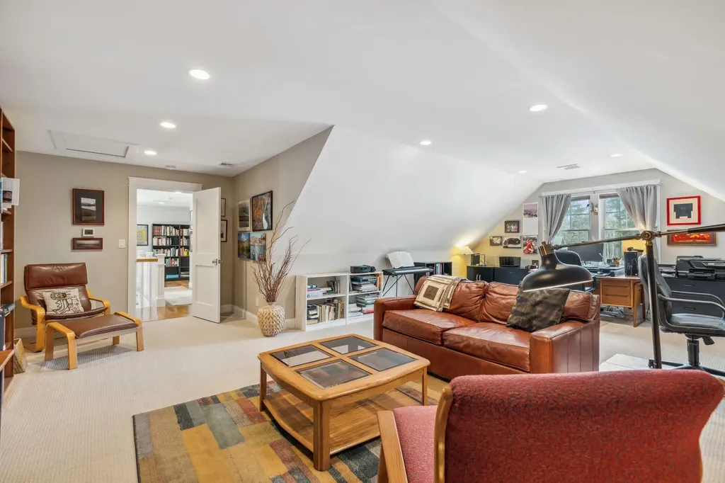 9 Cottagewood Lane Kennebunk ME 04043