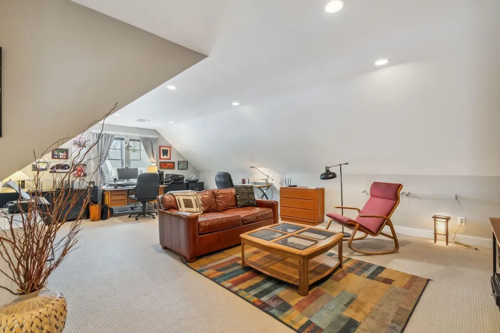 9 Cottagewood Lane Kennebunk ME 04043