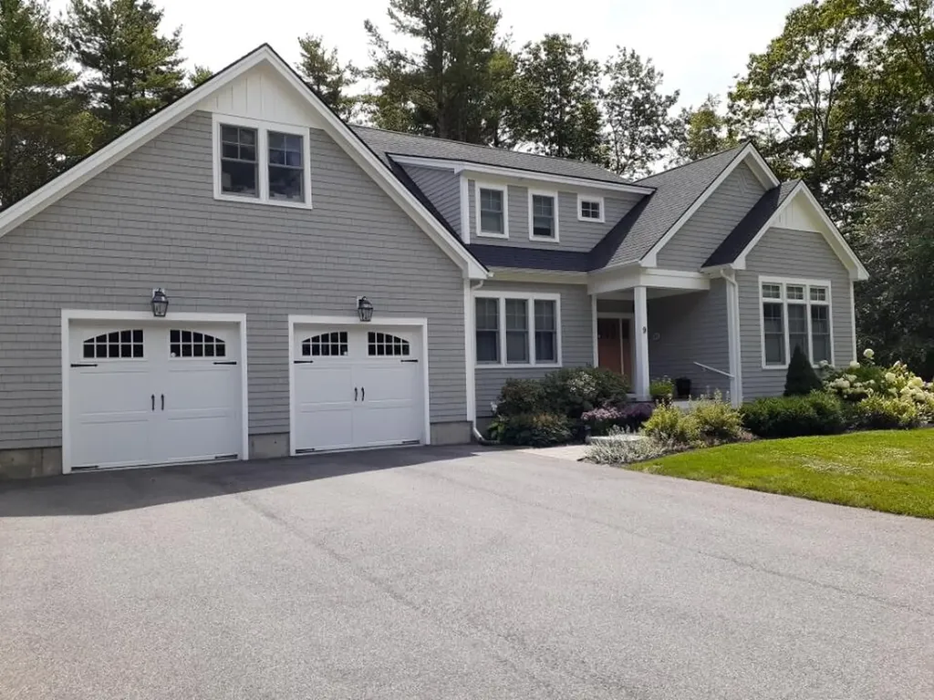 9 Cottagewood Lane Kennebunk ME 04043