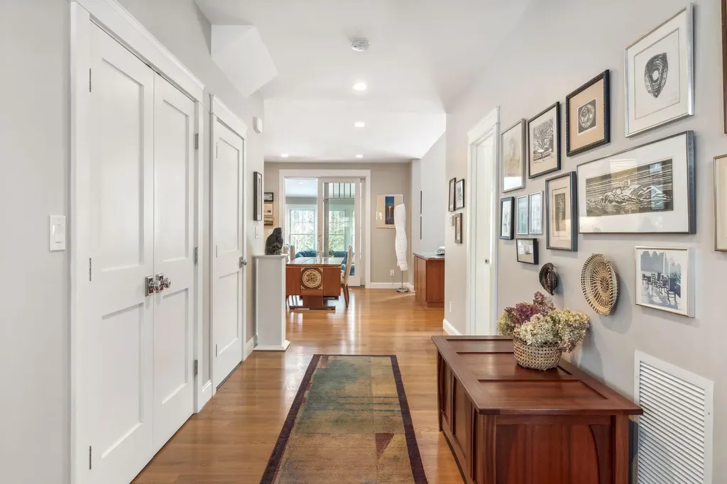 9 Cottagewood Lane Kennebunk ME 04043