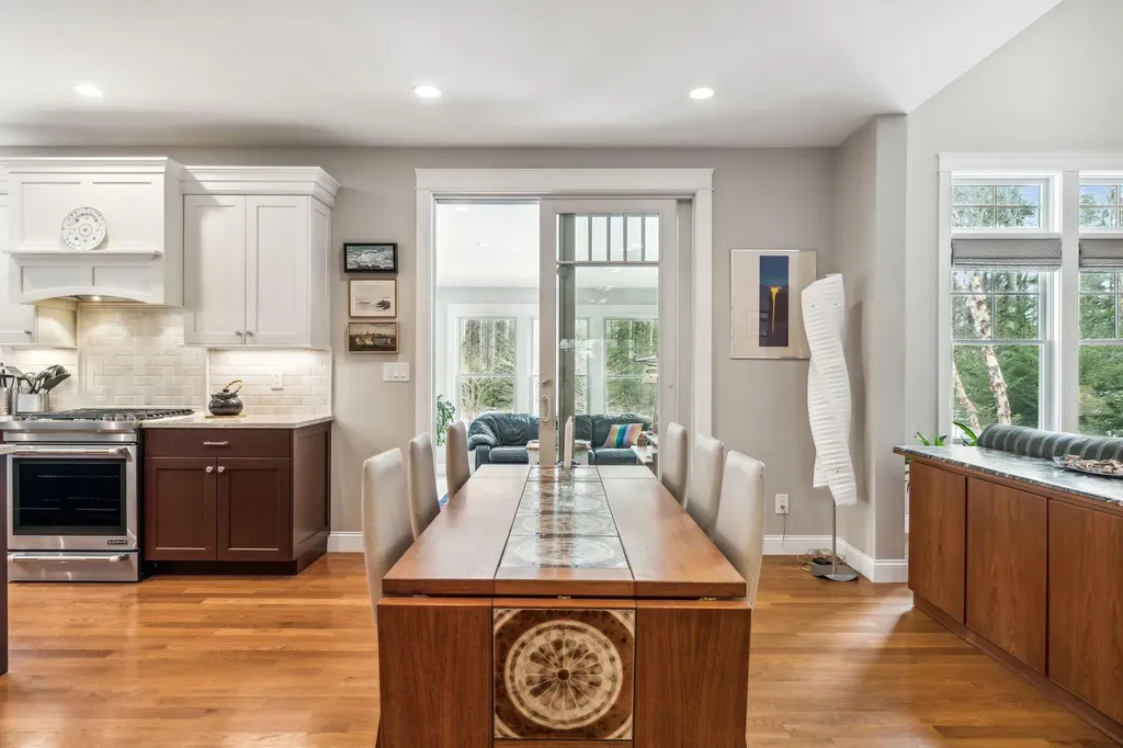 9 Cottagewood Lane Kennebunk ME 04043