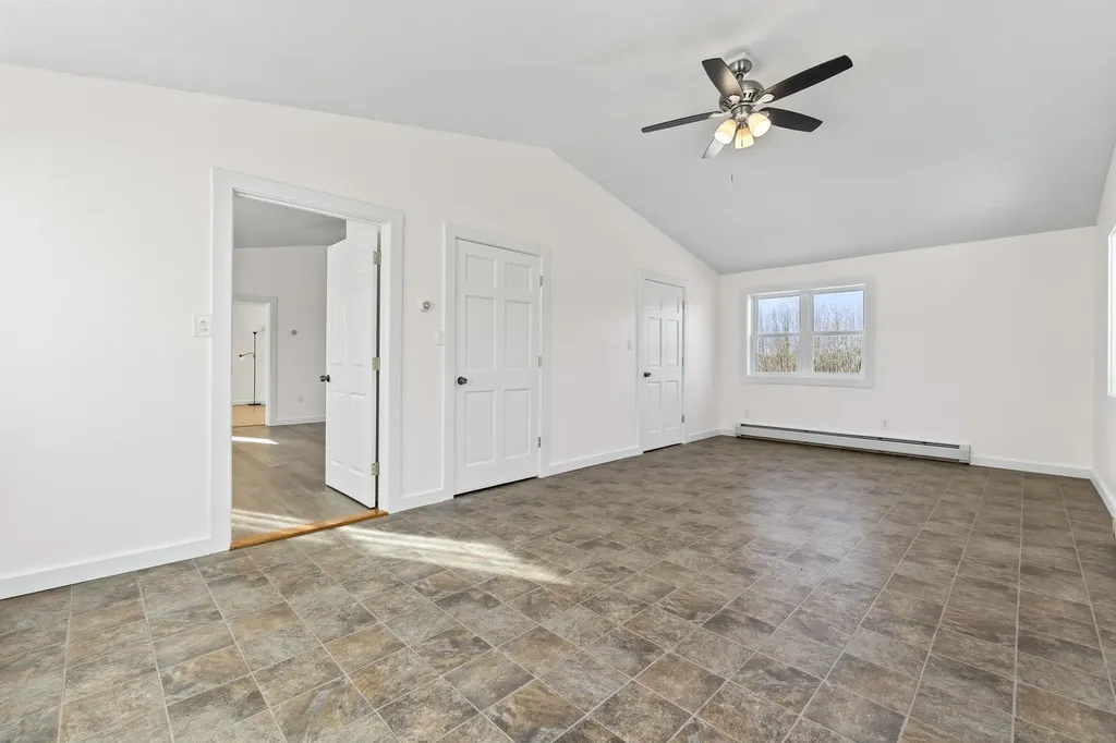 643 Middle Road Sabattus ME 04280