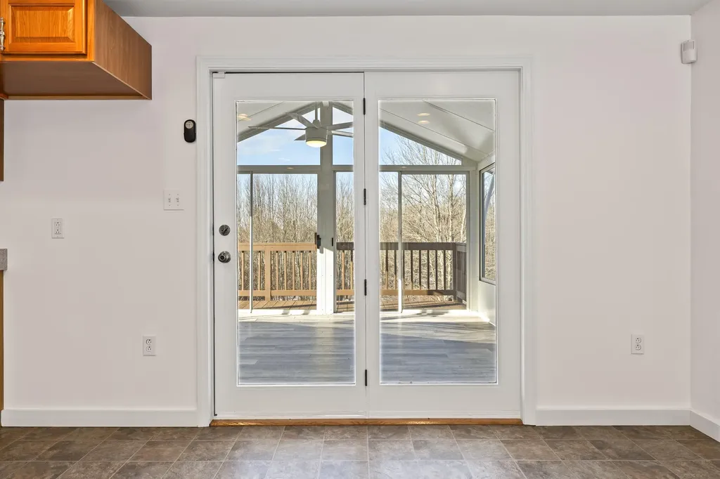643 Middle Road Sabattus ME 04280