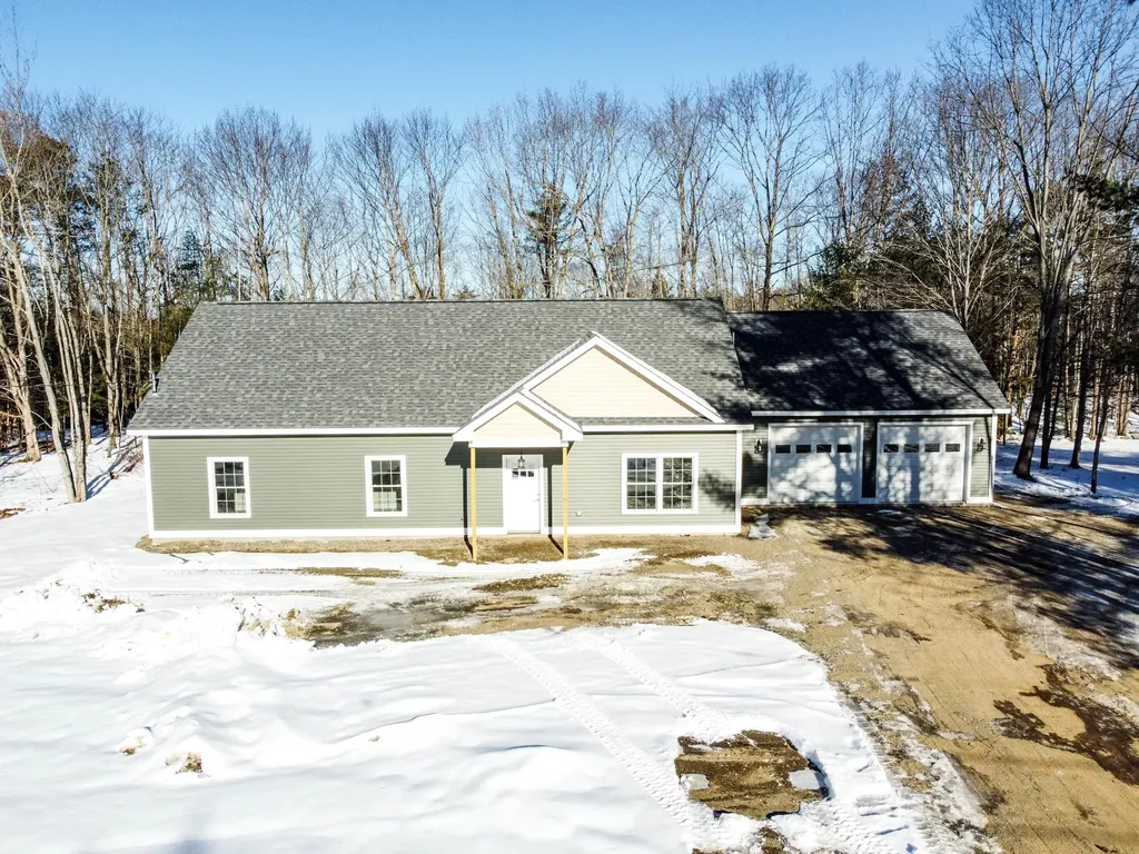 19 Partridge Drive Gardiner ME 04345