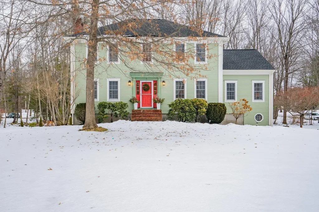 1 Schooner Road Scarborough ME 04074