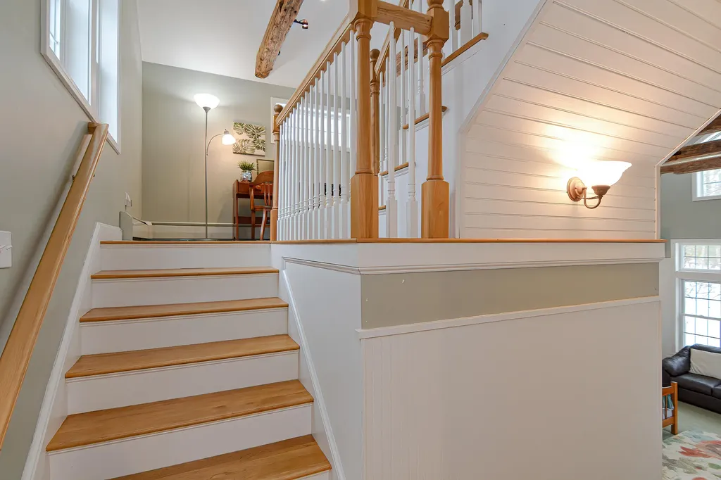 16 Chapman Lane Kennebunk ME 04043
