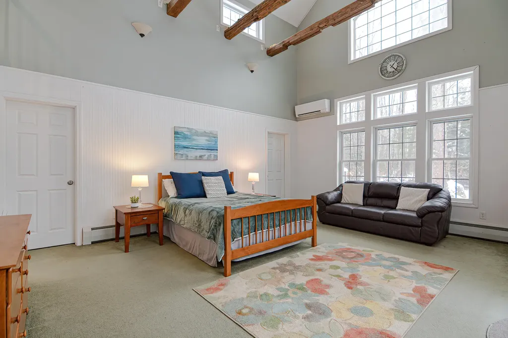 16 Chapman Lane Kennebunk ME 04043
