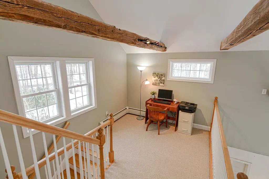 16 Chapman Lane Kennebunk ME 04043