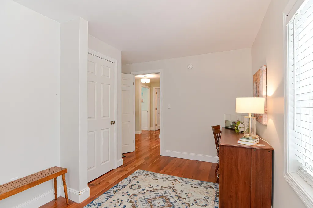 16 Chapman Lane Kennebunk ME 04043
