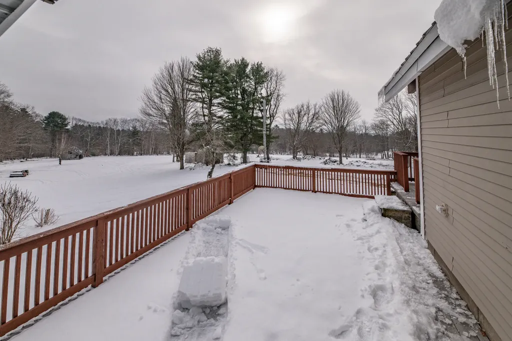 77 Eames Road Jefferson ME 04348