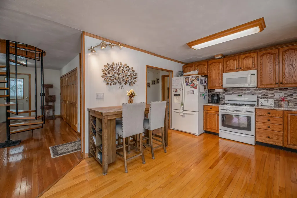 77 Eames Road Jefferson ME 04348