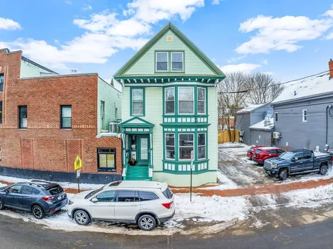 52 Pine Street Portland ME 04102