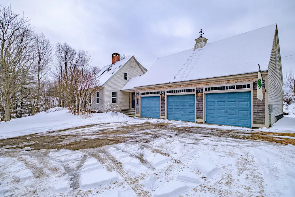 26 Mighty Street Gorham ME 04038