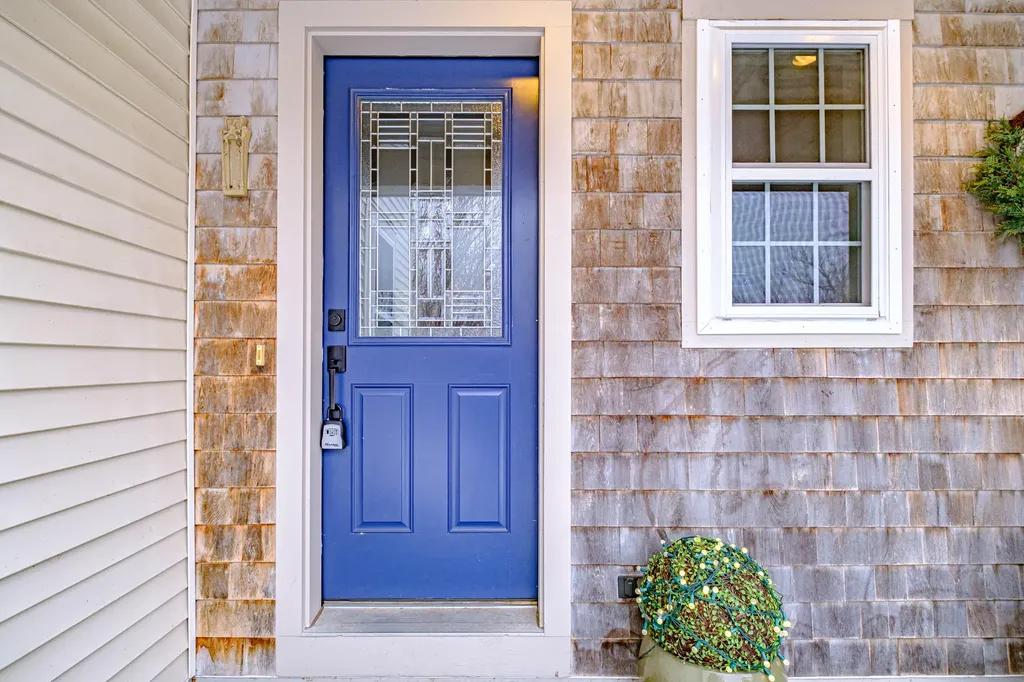 26 Mighty Street Gorham ME 04038