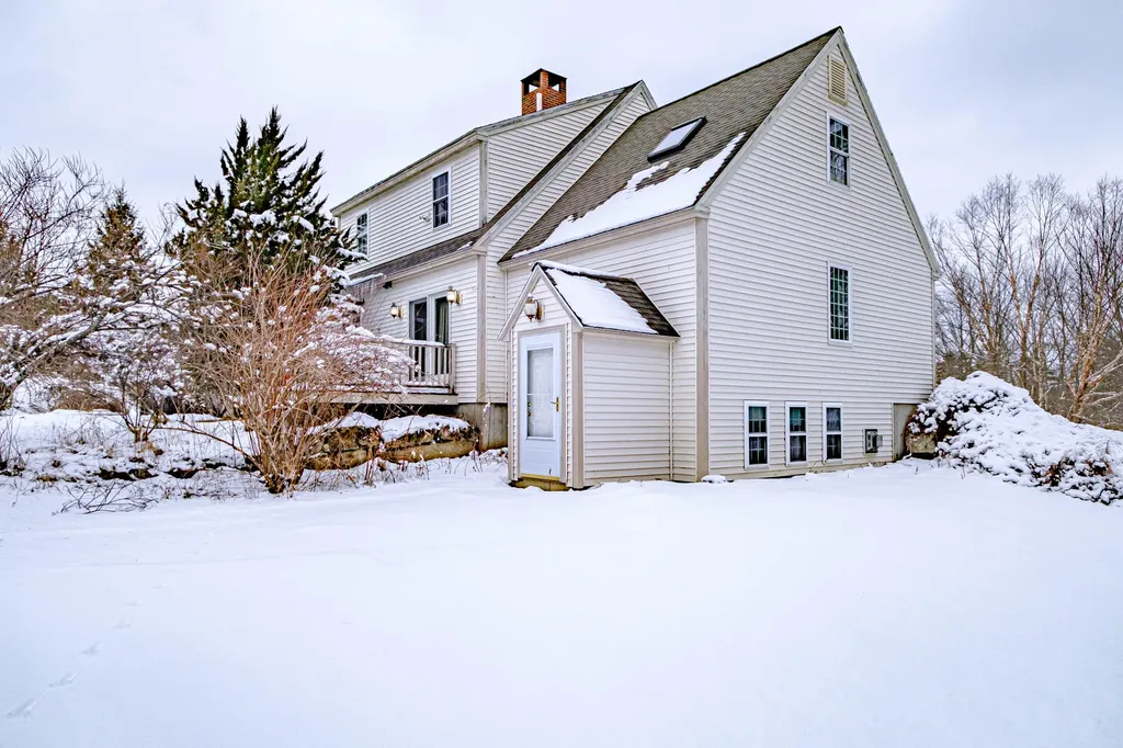 26 Mighty Street Gorham ME 04038