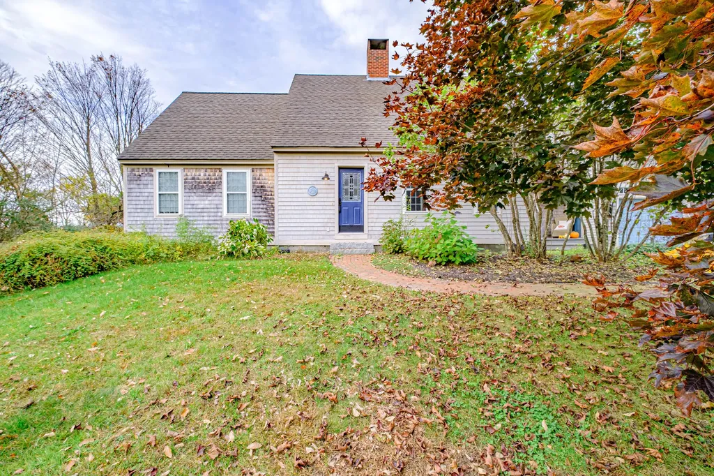 26 Mighty Street Gorham ME 04038