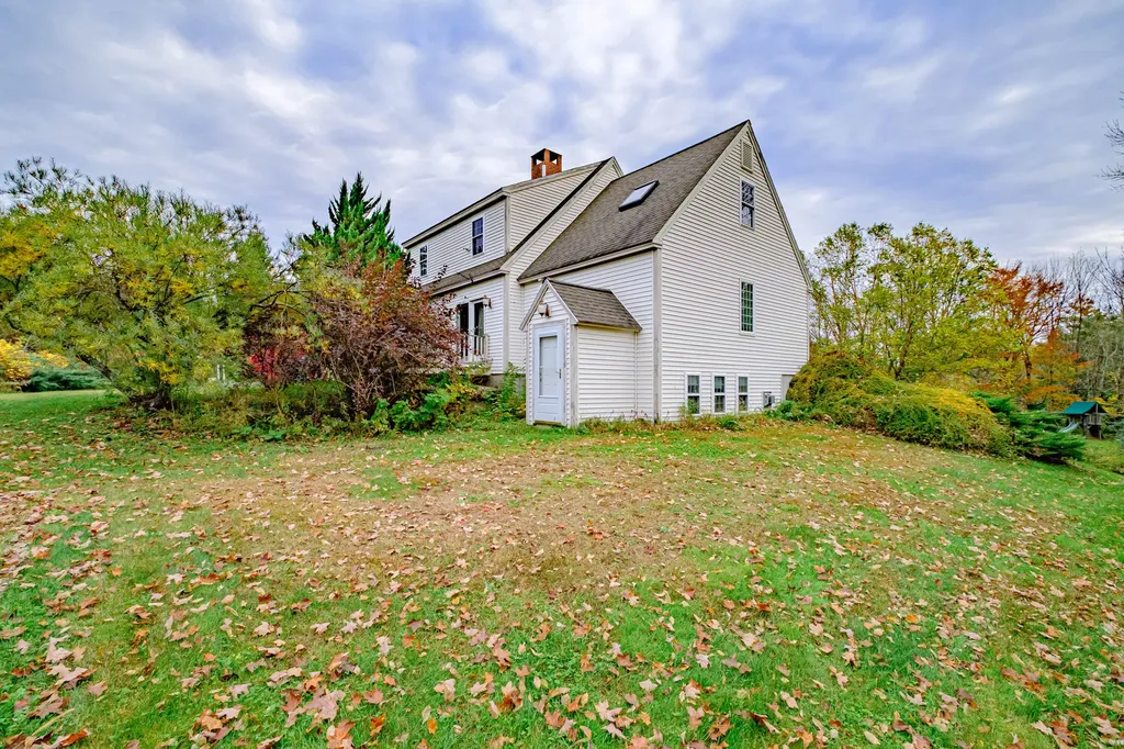 26 Mighty Street Gorham ME 04038