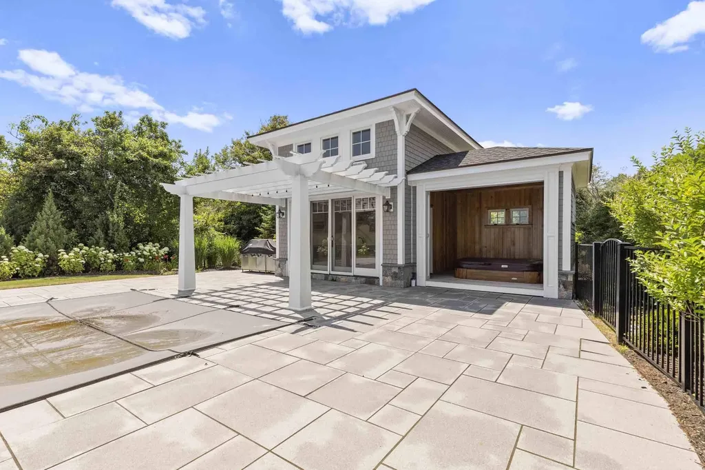 4 Bayberry Lane York ME 03902