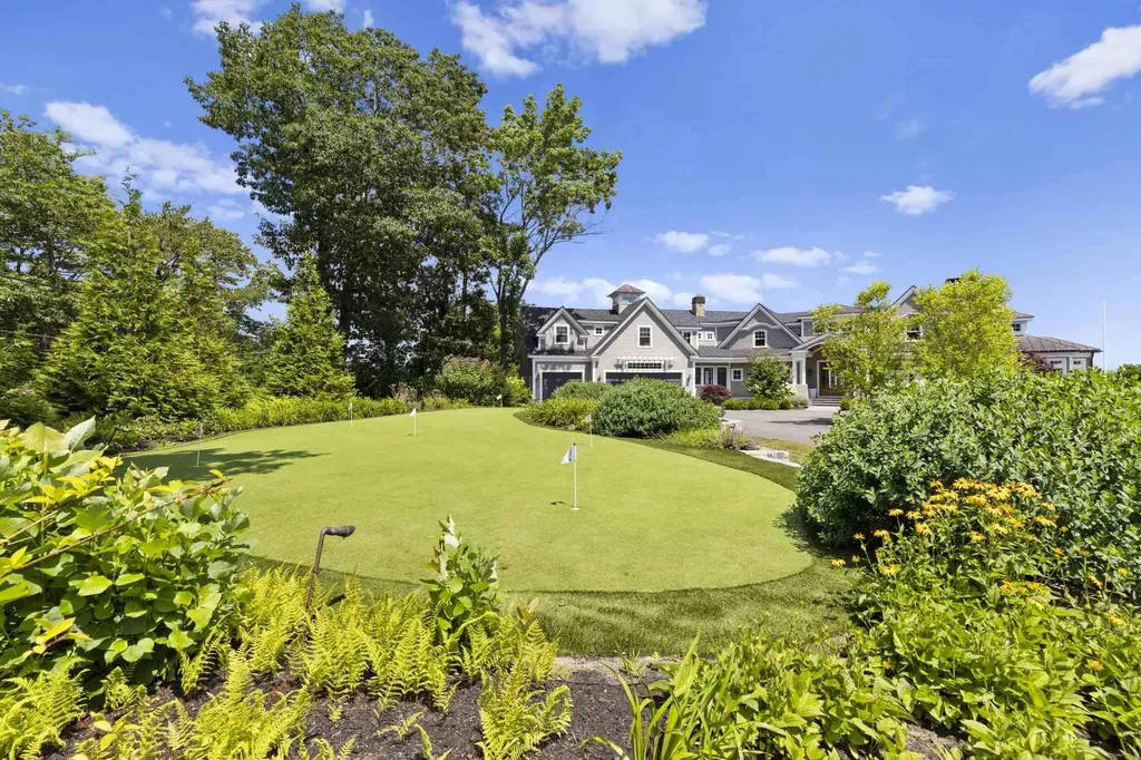 4 Bayberry Lane York ME 03902