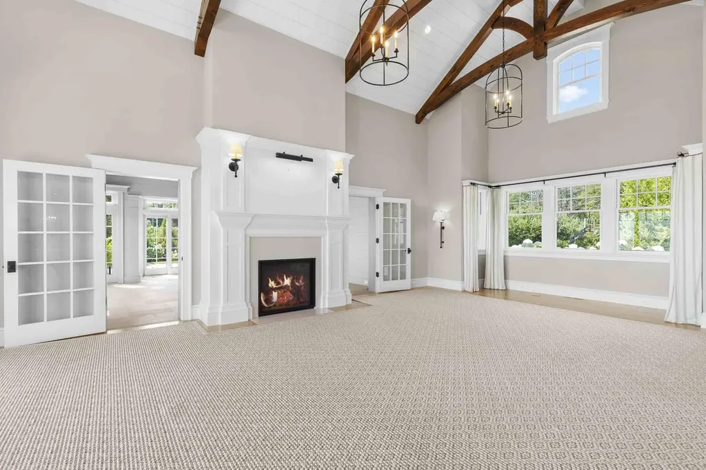 4 Bayberry Lane York ME 03902